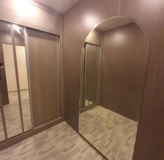 스탠다드 스튜디오, Al Anoud & Aljawhara Apartments