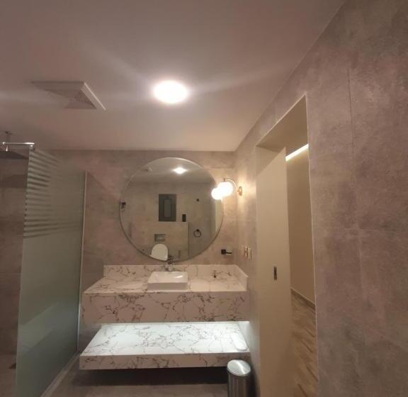 스탠다드 스튜디오, Al Anoud & Aljawhara Apartments