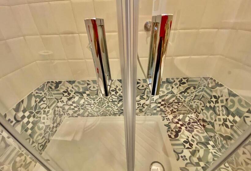 スタンダードトリプルルーム, Alba Chiara