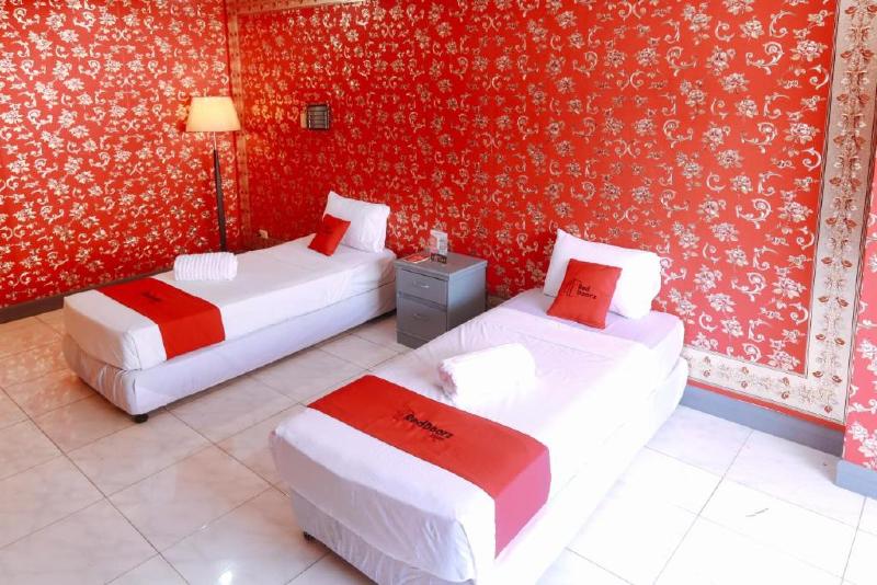 اتاق خانوادگی, Reddoorz Plus @ Castle Chateau Iloilo