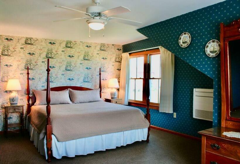 스탠다드 룸 킹사이즈 침대, Rose Farm Inn