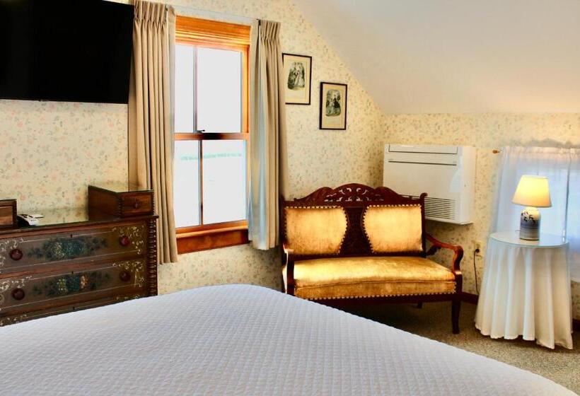 חדר סטנדרט חדר אמבטיה משותף, Rose Farm Inn