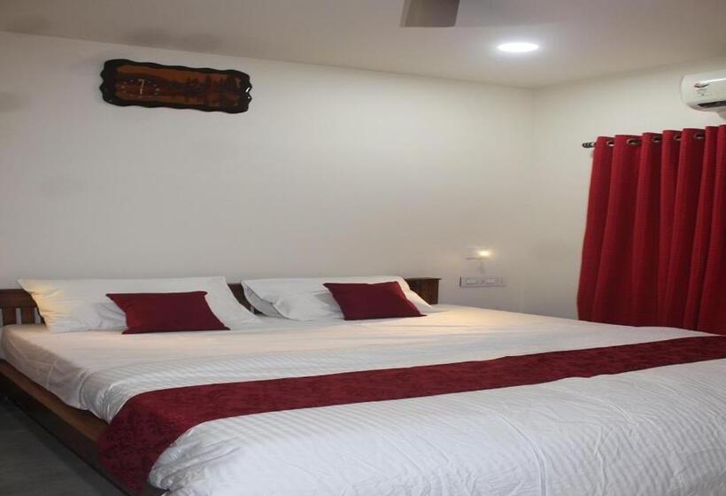 غرفة سوبيريور سرير كينج, Nature Villa Kochi