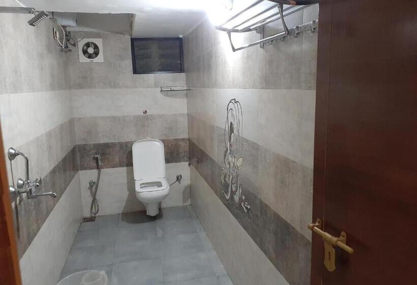 غرفة سوبيريور سرير كينج, Nature Villa Kochi