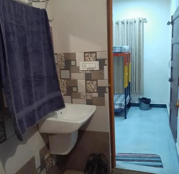 Economy Quadruple Room, Nature Villa Kochi