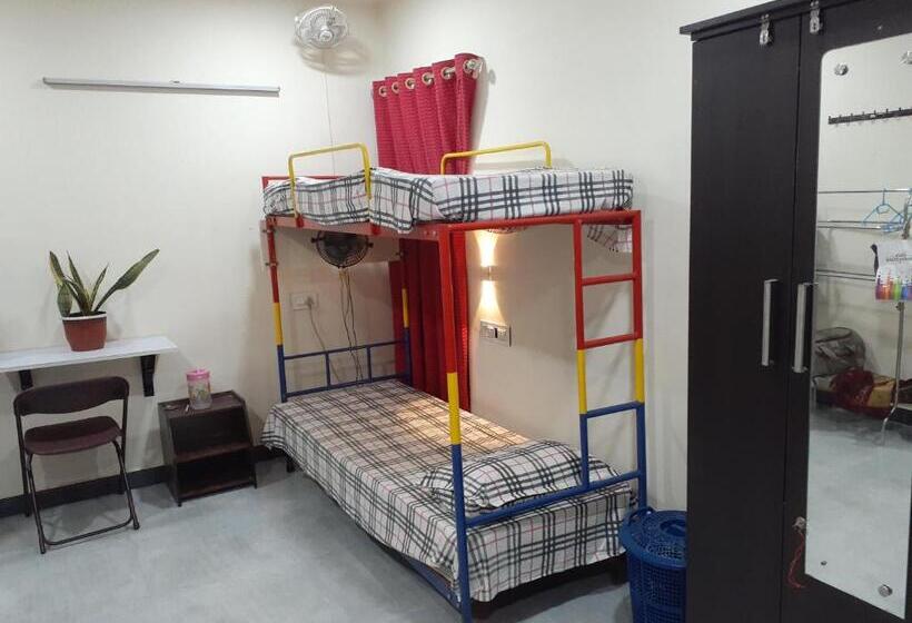 Economy Quadruple Room, Nature Villa Kochi