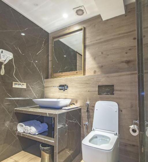 חדר קלאב, The Fern Residency Calangute Baga, Goa