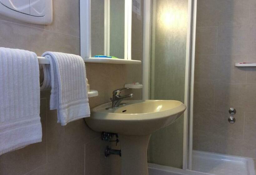 Номер Стандарт, La Rotonda