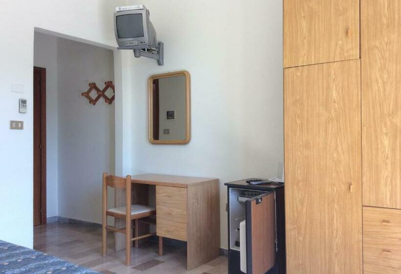 スタンダードルーム, La Rotonda