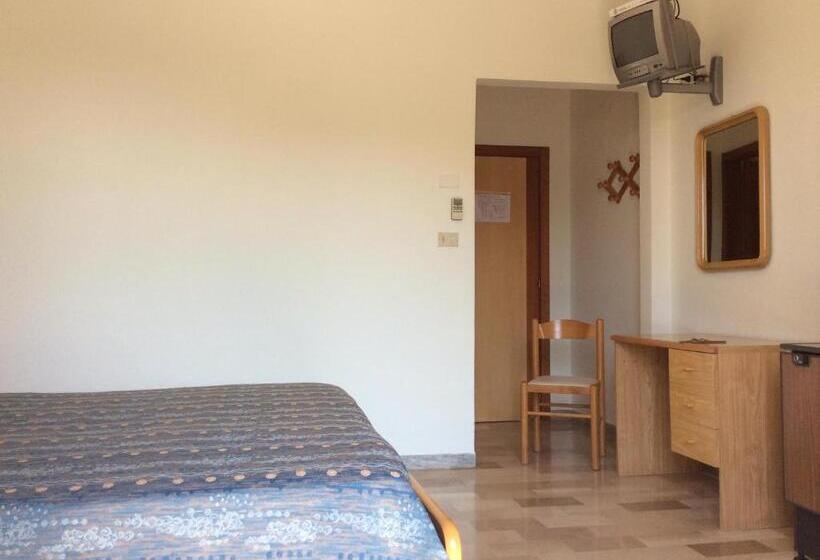 Номер Стандарт Трехместный, La Rotonda