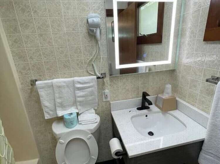 חדר סטנדרט, Belmont Motel