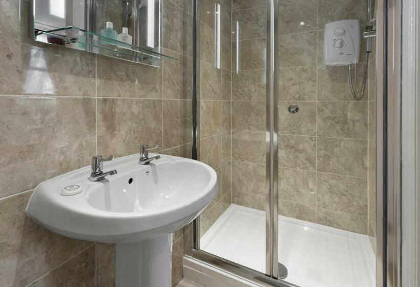 غرفة سوبيريور, Beechwood