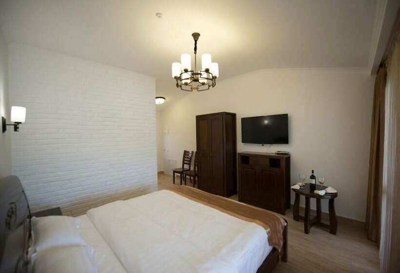 كابينة, Dachalove