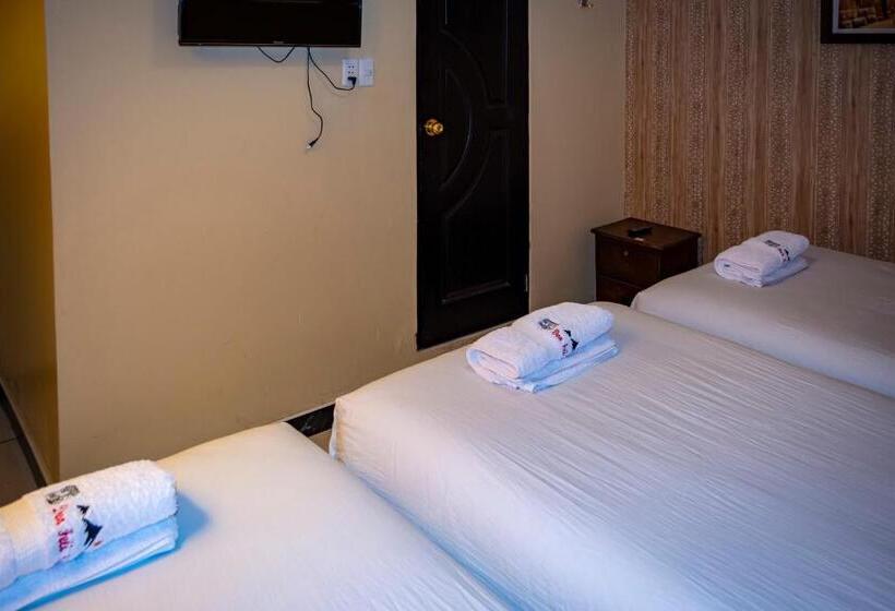 Háromágyas Standard Szoba, Don Feli House