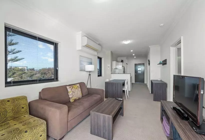 2 Bedroom Apartment with Views, Dolphin Quay Apartments