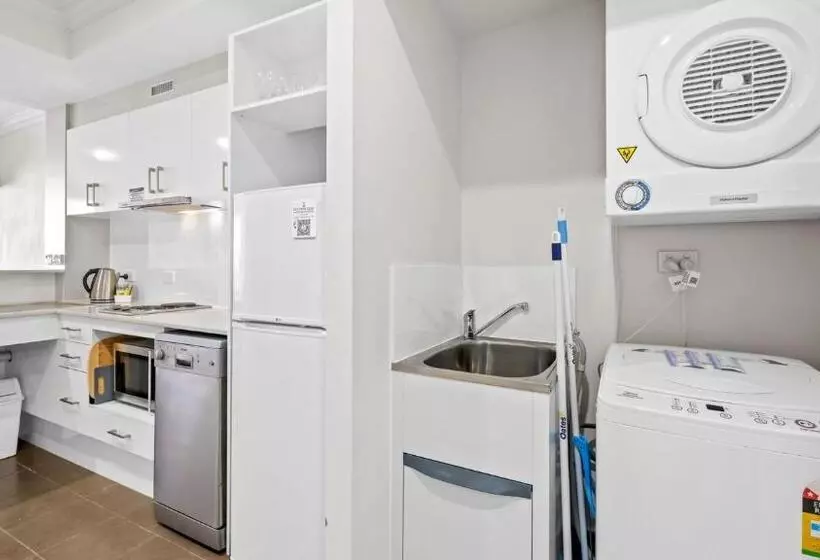 Standard-studio, Dolphin Quay Apartments