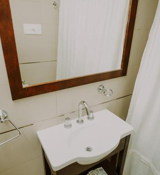 חדר סטנדרט לשלושה, Gran Hotel Miglierina