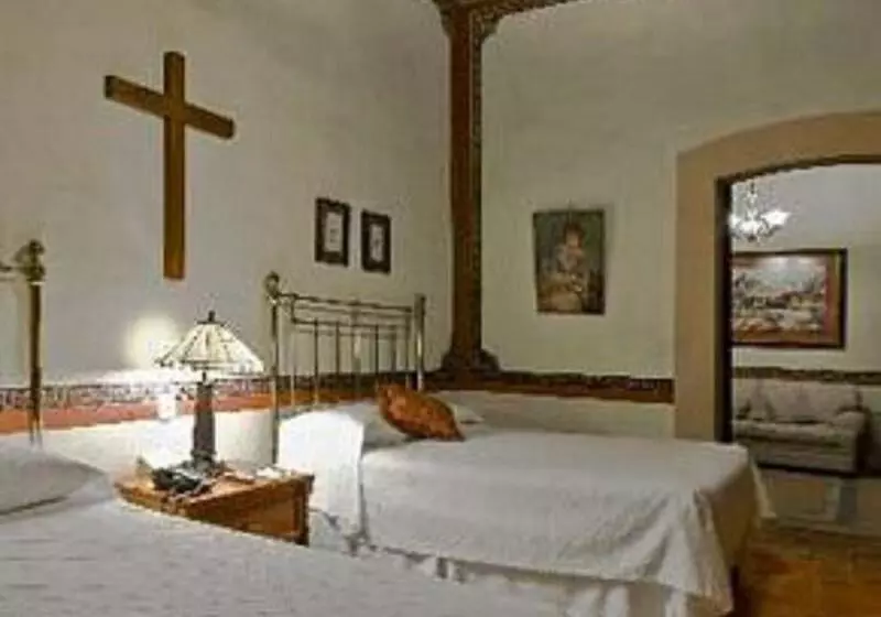 スイート, Hacienda Sepulveda Hotel & Spa