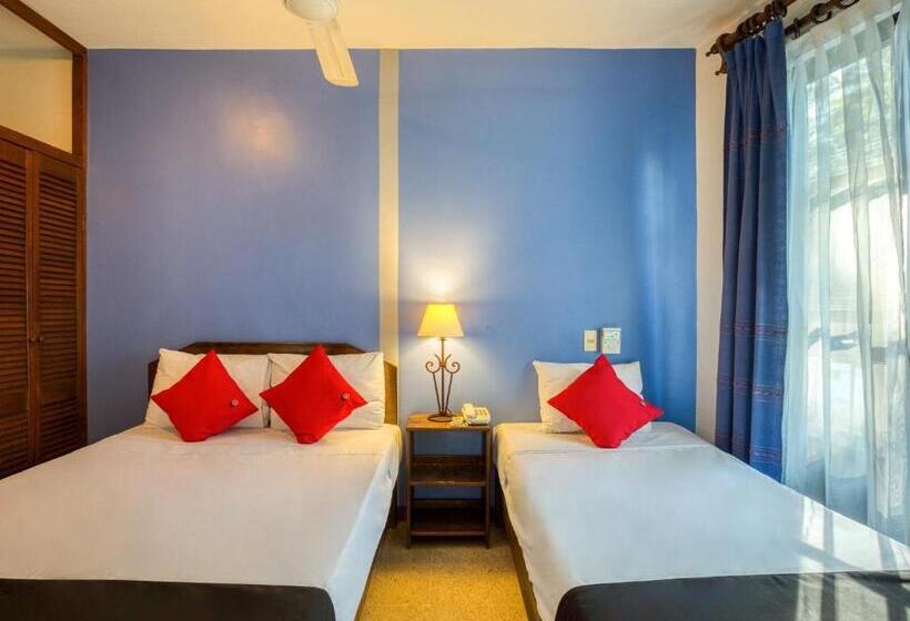Номер Стандарт Трехместный, Capital O Parador Crespo Hotel, Oaxaca