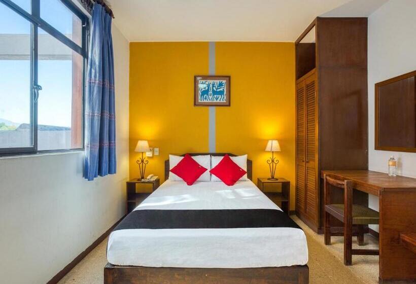 غرفة عائلية, Capital O Parador Crespo Hotel, Oaxaca