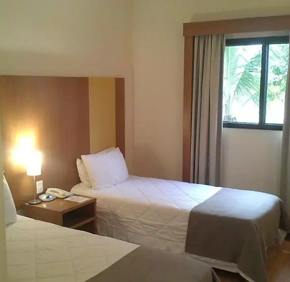 スタンダードシングルルーム, Cegil Hotel Boulevard