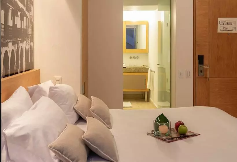 Premium-huone, Delirio