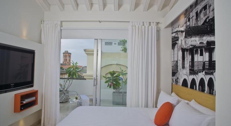 غرفة بريميوم, Delirio