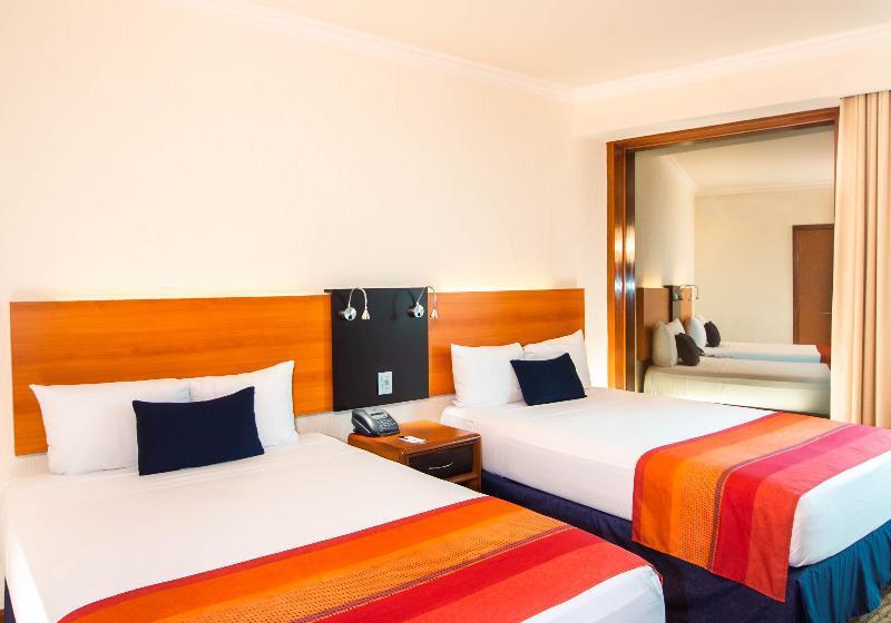 이그제큐티브 룸, Guadalajara Plaza Expo