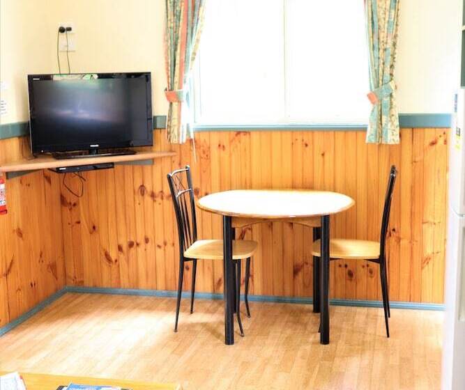 וילה בת חדר שינה 1, Tasman Holiday Parks   Airlie Beach