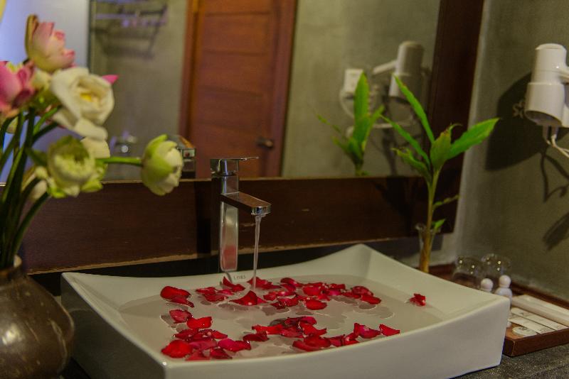 バルコニー付きデラックスルーム, Mekong Angkor Palace