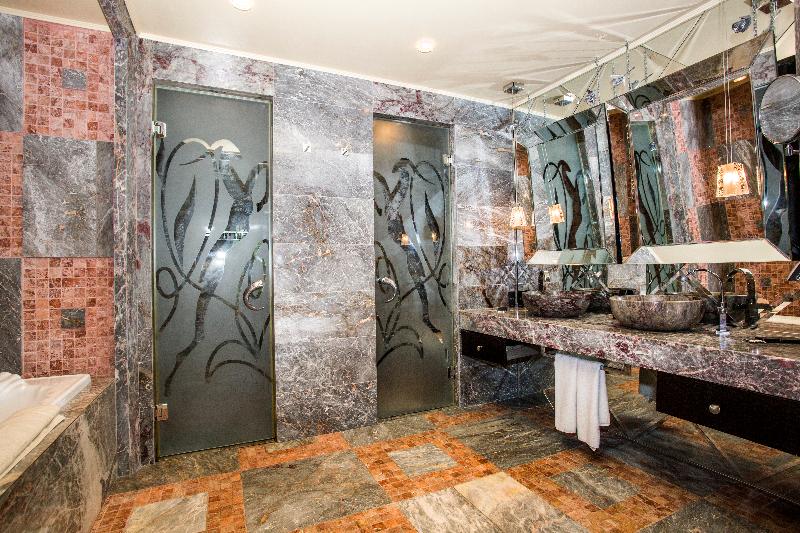 Студия Deluxe, Royal Castle Design & Spa