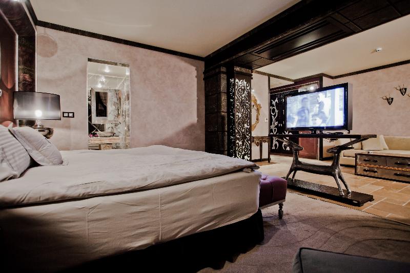 إستديو قياسى مطل على الحديقة, Royal Castle Design & Spa