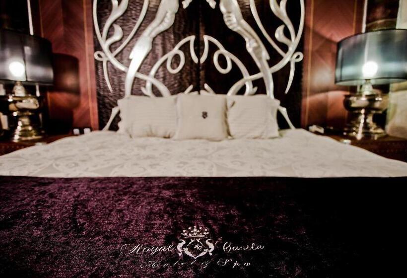 غرفة قياسية مطلّة علي البحر, Royal Castle Design & Spa