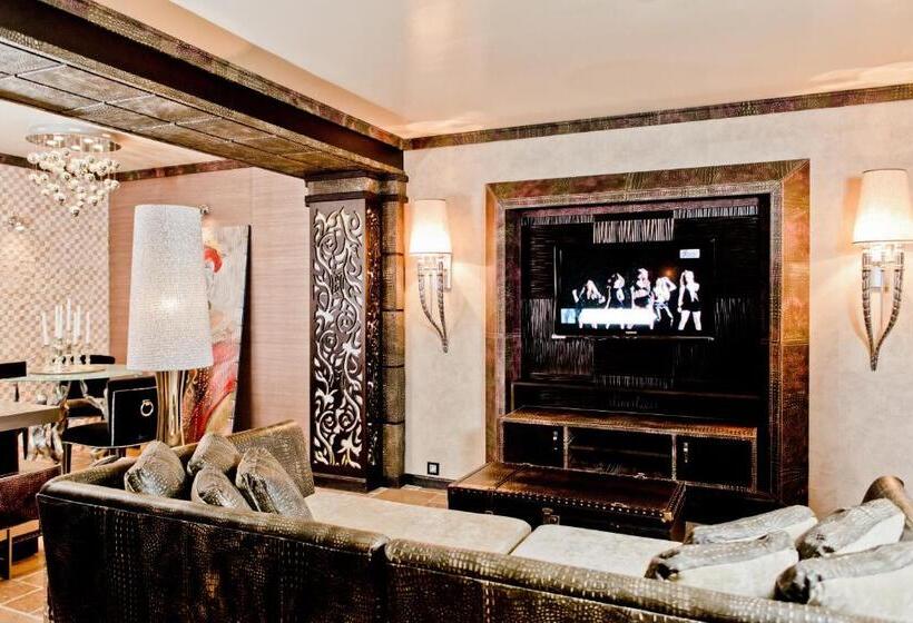 إستوديو ديلوكس, Royal Castle Design & Spa