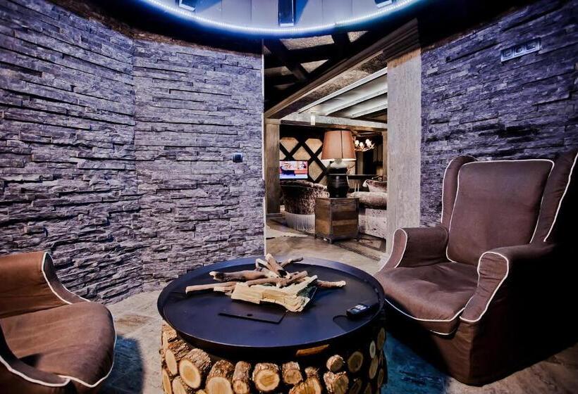 شقة غرفة واحدة, Royal Castle Design & Spa