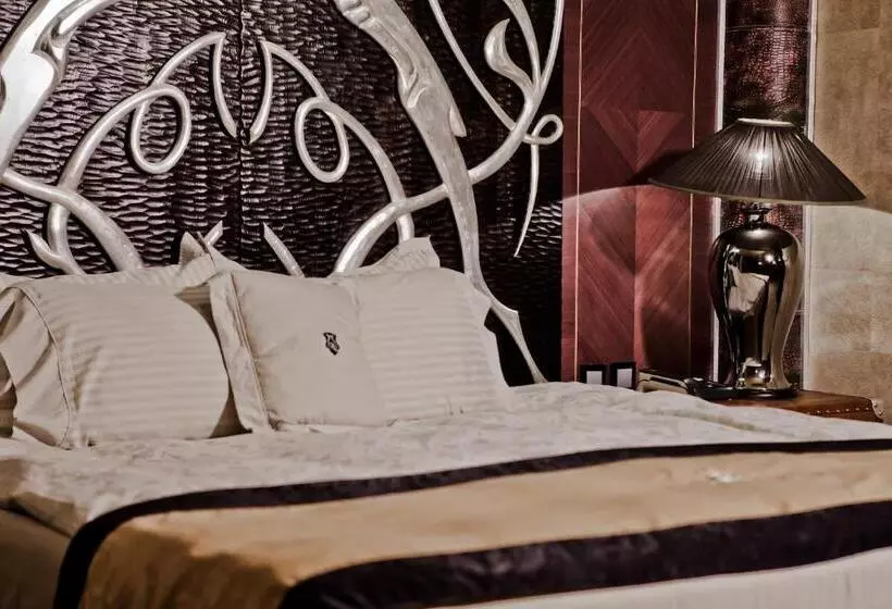 اتاق اساندارد با چشم‌انداز جانبی به دریا, Royal Castle Design & Spa