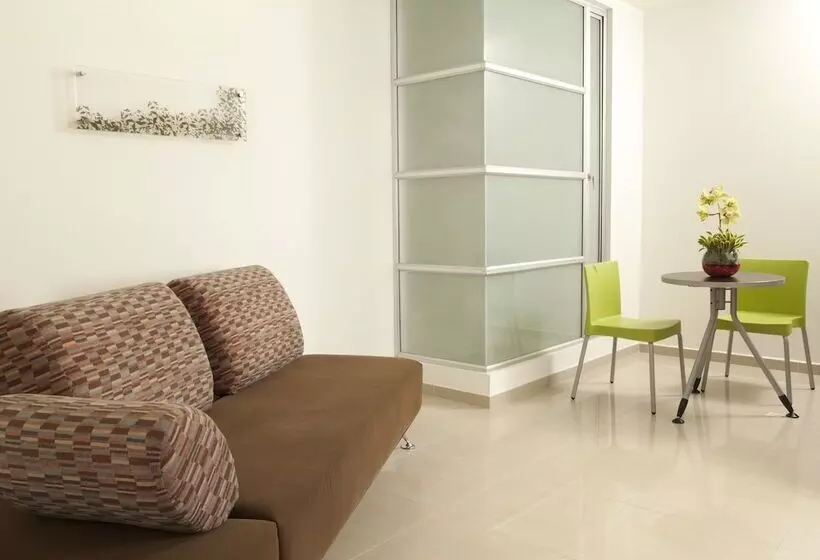 スイート, San Simon Hotel Pereira By Soratama