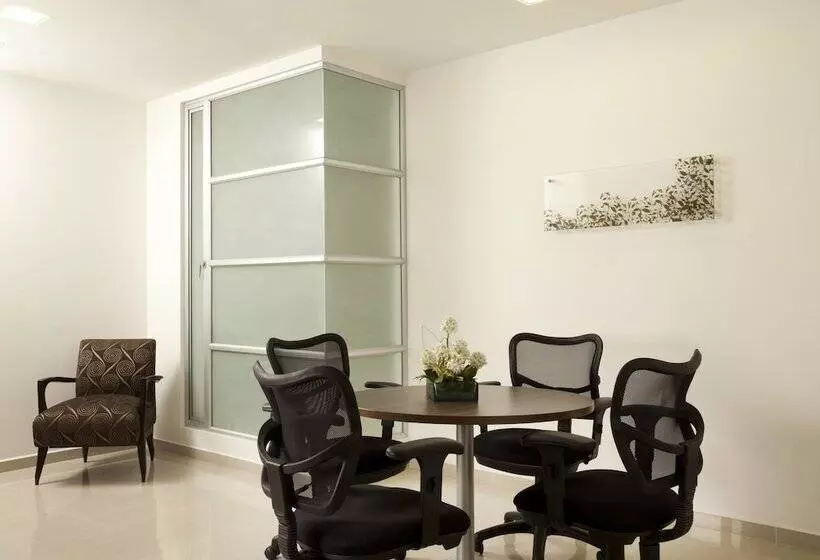スイート, San Simon Hotel Pereira By Soratama