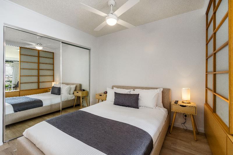 إستوديو قياسى, The Docks On Goodwin