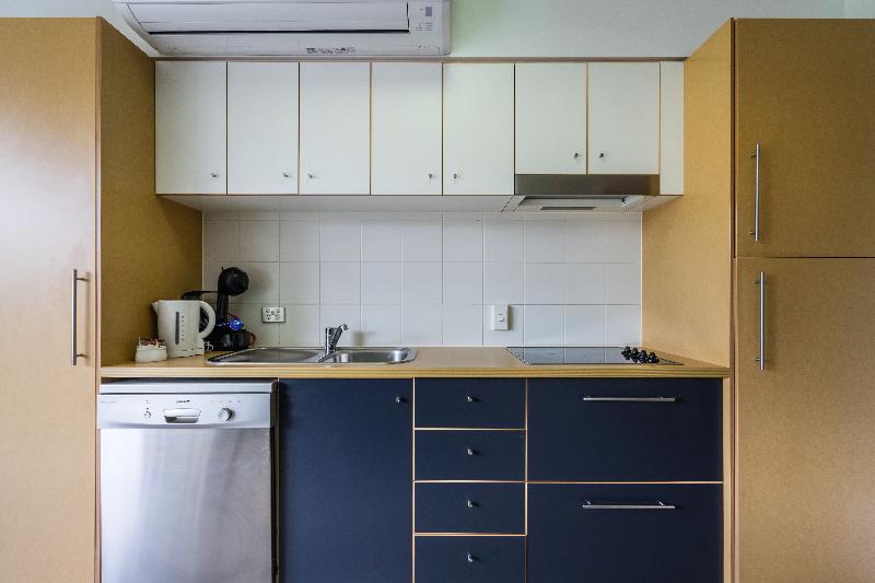 إستوديو قياسى, The Docks On Goodwin