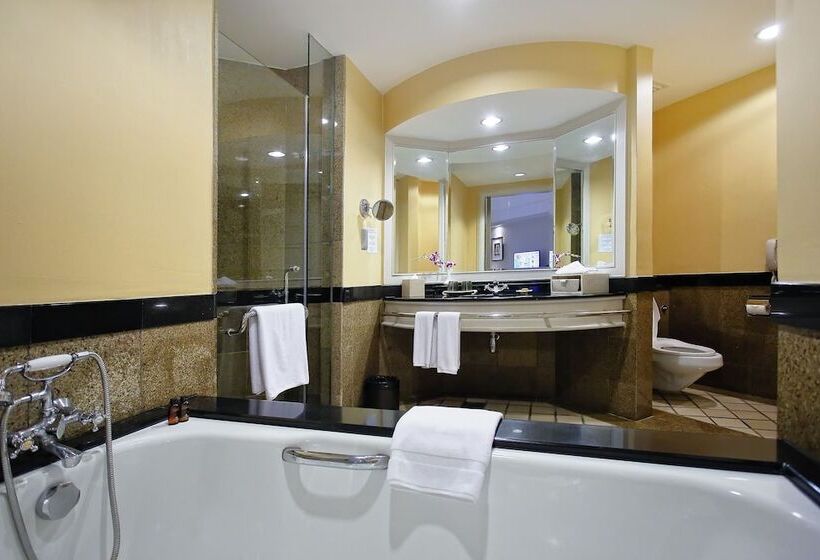 חדר קלאב עם נוף לים, The Magellan Sutera Resort