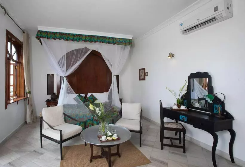 اتاق سوپریور با چشم‌انداز دریا, The Seyyida Hotel And Spa