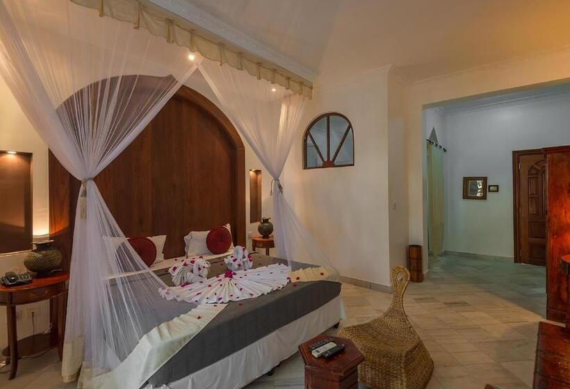 اتاق لوکس با بالکن, The Seyyida Hotel And Spa