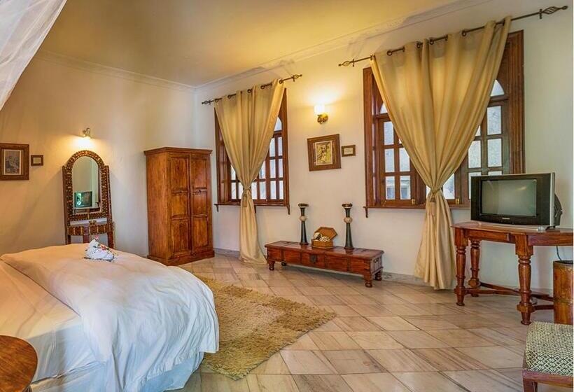 디럭스 룸, The Seyyida Hotel And Spa