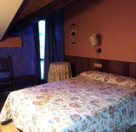 غرفة قياسية فردية, Turpí