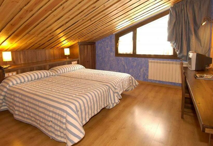 غرفة قياسية رباعية, Turpí