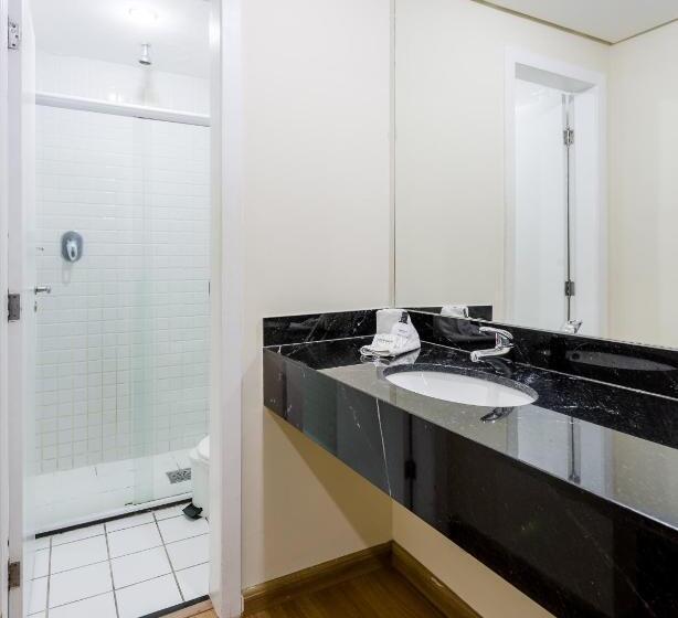 דירת שני חדרים, Victory Suites