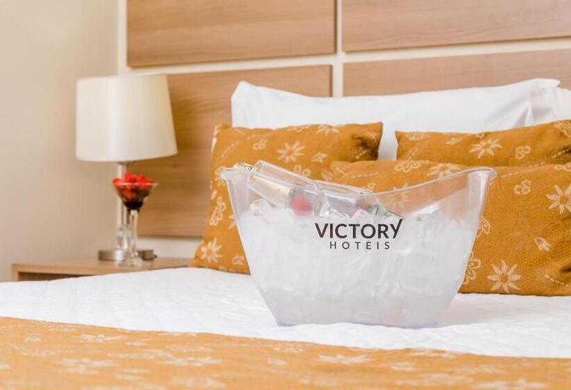 דירה בת חדר שינה 1 עם מרפסת, Victory Suites