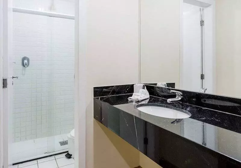 آپارتمان 1 خوابه, Victory Suites