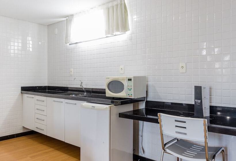 דירת חדר, Victory Suites